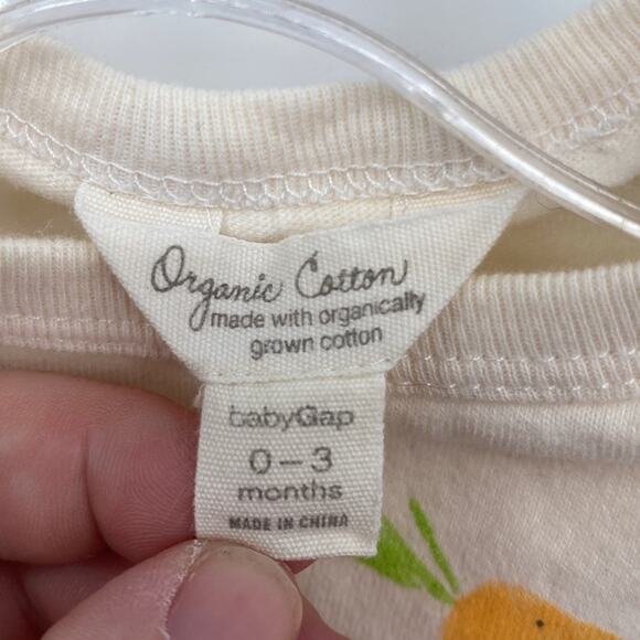 Baby Gap Unisex Organic Cotton Off White Sleeper/ Footie Size 0-3 Months - Picture 5 of 9